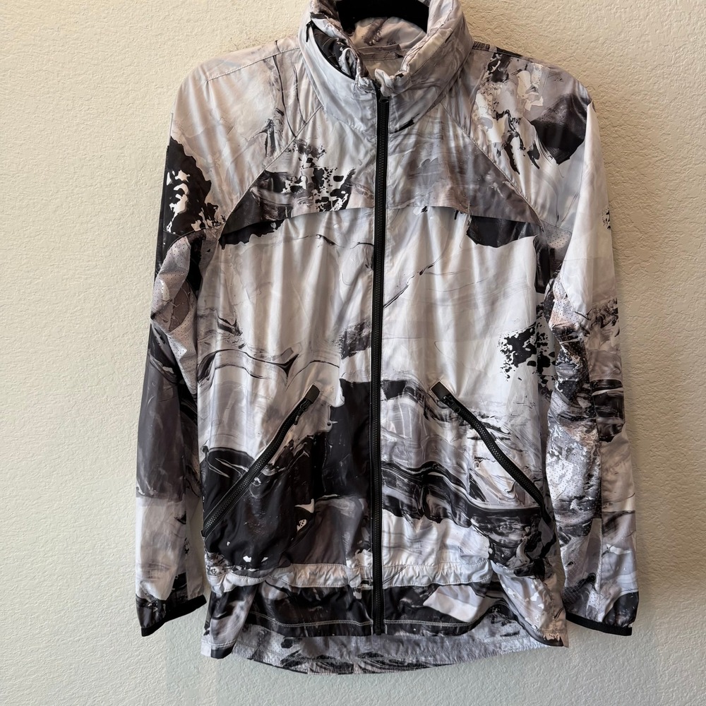 Lululemon Miss Misty II Jacket Black White Abstract Print Packable Hood Size 4
